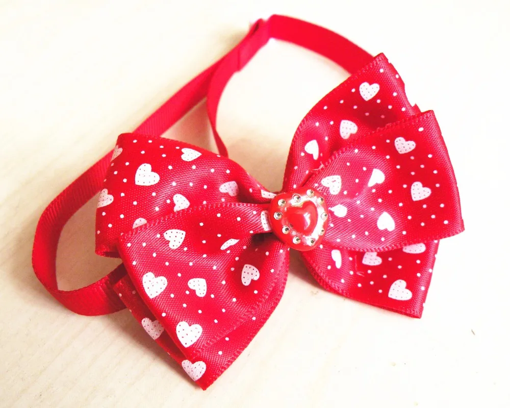 50PC/Lot Love Heart Ribbon Dog Bow Ties Holiday Dog Neckties Dog Ties