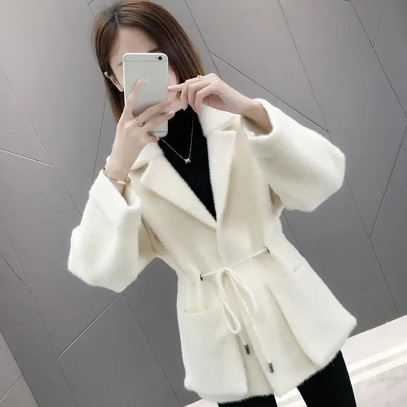 

2019 Women Mink fur short coat thick warm single button turn-down collar knitted casual fall and winter