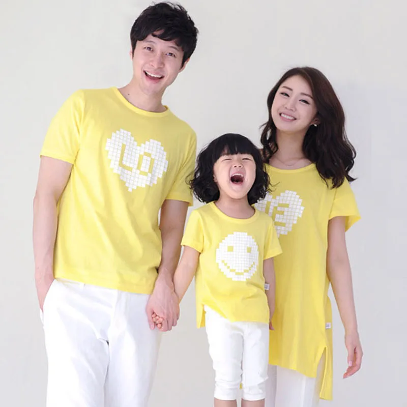 

Family Matching Outfits Mommy and Me Clothes Family Clothing New 2019 Fashion short sleeve mother father baby cotton family look