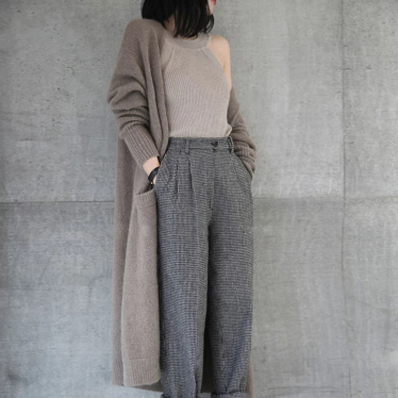 New women's wear V-neck cashmere cardigan thickened loose sweater super-long knitted sweater jacket with pocket New women's wear V-neck cashmere cardigan thickened loose sweater super-long knitted sweater jacket with pocket
