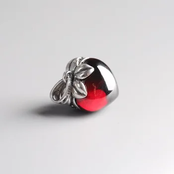 

S925 decorated silver pendant New Retro needlework pomegranate silver