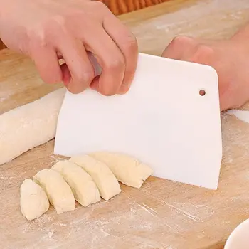 

1pc Pizza Dough Scraper Cutter Plastic Trapezoidal Baking Pastry Spatulas Fondant Cake Decoration Tools Kitchen Accessories