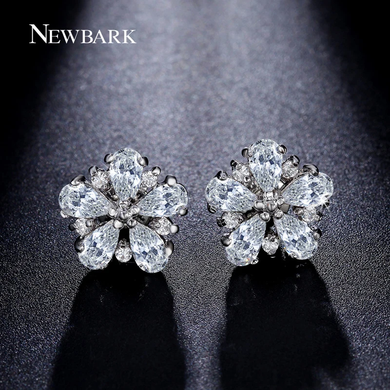 

NEWBARK Cubic Zircon Earings Crystal 5 Petals Small Flower Tiny Clear CZ Elegant Stud Earrings For Women Lovely Jewelry