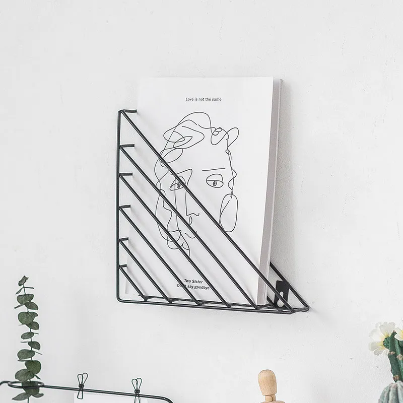 الشمال نمط الحديد جدار معدني معلق مجلة تخزين الرف عنبر جدار INS الديكور الثلاثي رف بسيط الأبيض/الذهب