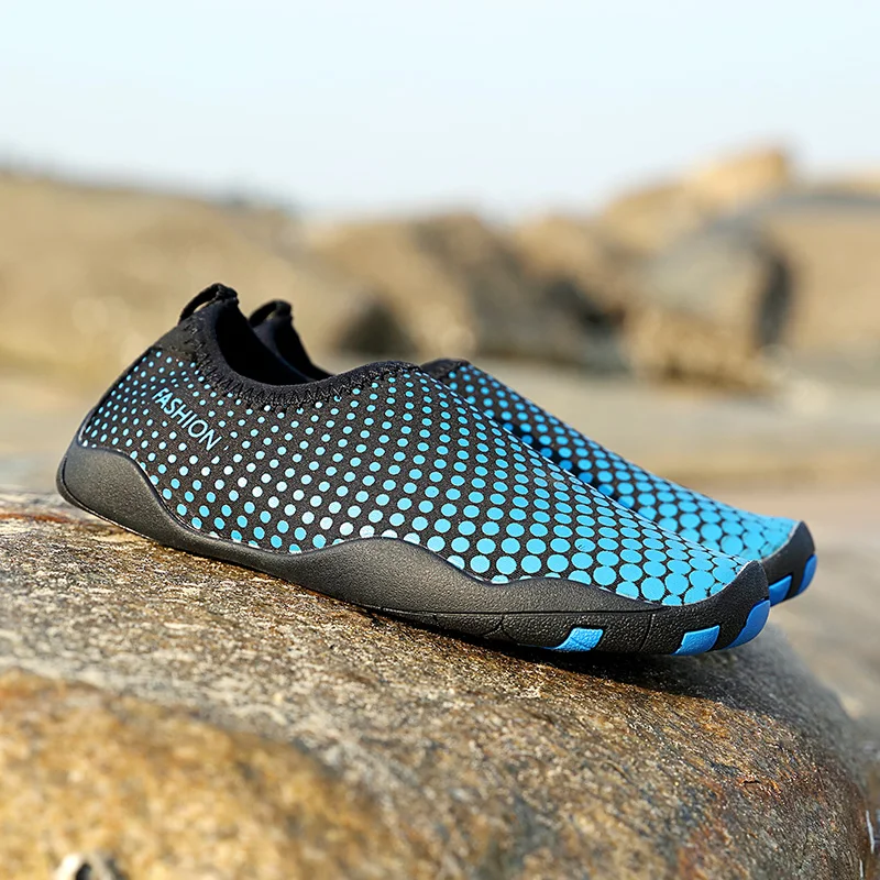 

Lovers Beach Summer Beach Shoes Outdoor Swim Sneaker In Surf Aqua Leather Shoes Sock Striped Shoes Lighweight Couples Sea Shoes