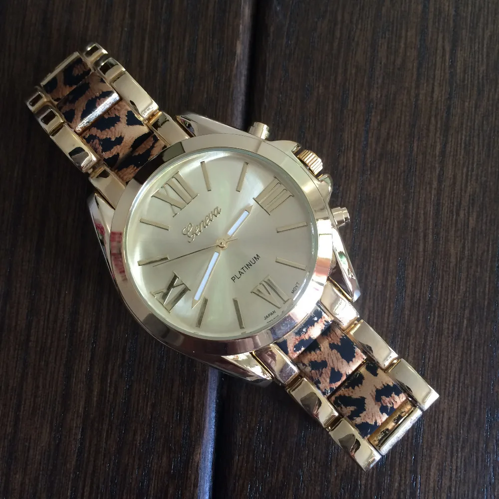 Лучшее качество Новые леопардовые двухцветные часы-браслет, излучающие римские цифры Циферблат винтажные черные и белые цветочные часы-браслет