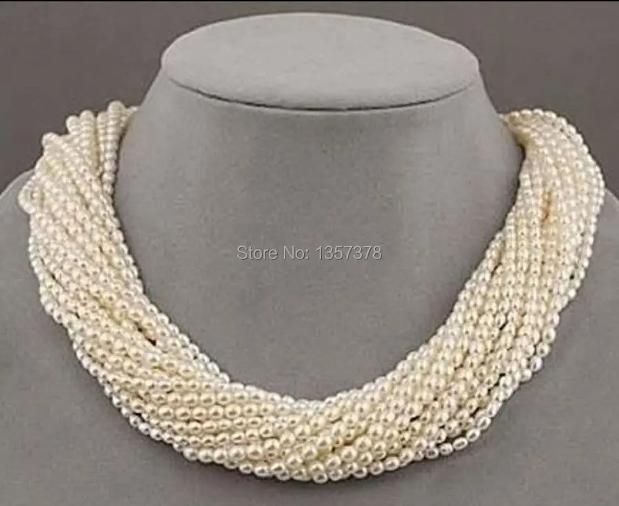 

bjc 000421 18inch 12 Share WHITE Refinement SOUTH SEA SMALL PEARL NECKLACE