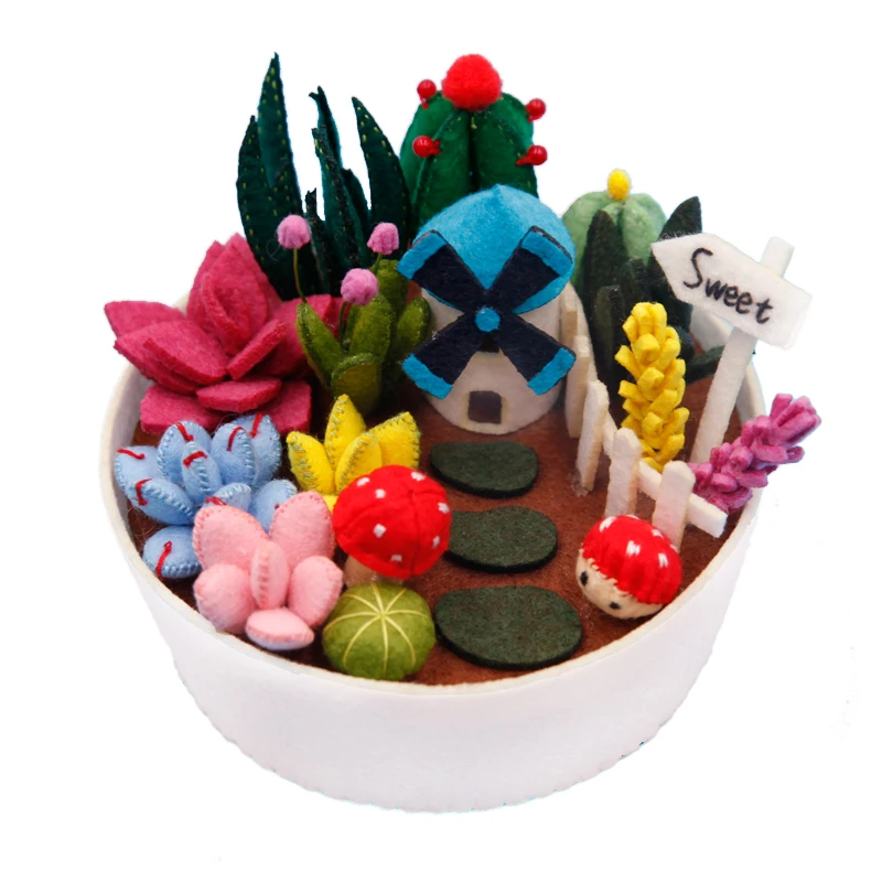 

Combination of ornaments Fabric Felt kit Non-woven cloth Craft DIY Sewing set Felt Handwork Material DIY needlework supplies