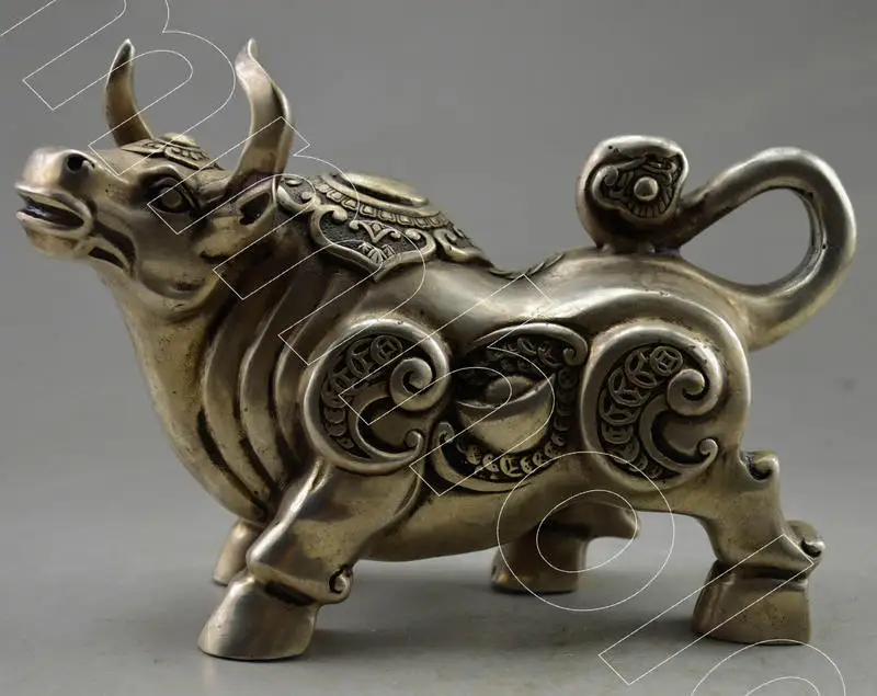 

Collectible Decorated Old Handwork Tibet Silver Carved Zodiac Cattle/cow Statue Free Shipping