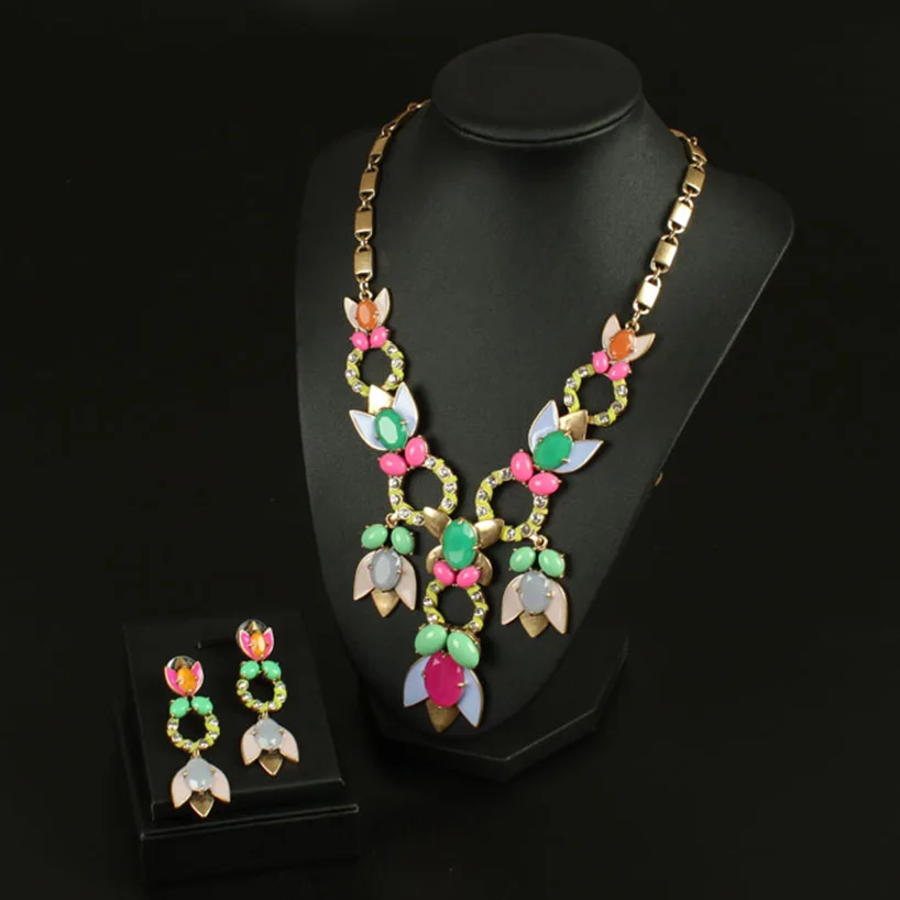

Stella Tropicana Necklace Pops Of Hot Pink And Spring Green Dot Drop Earrings Jewelry Sets