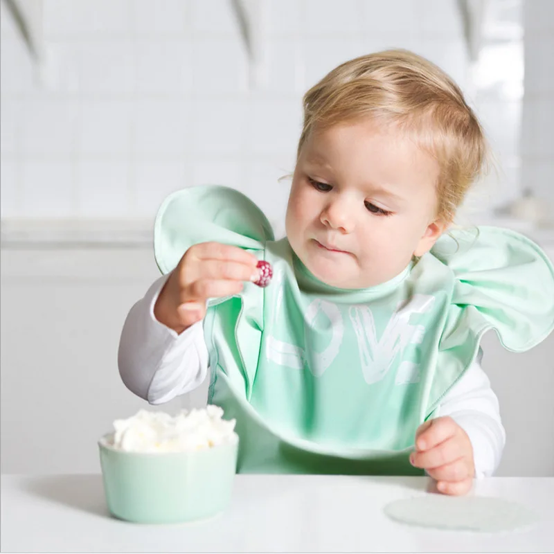 Waterproof Baby Eating Feed Bibs Burp Cloths Infant Clothing Newborn