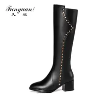 Fanyuan/большие размеры; женские мотоциклетные ботинки из натуральной кожи на высоком квадратном каблуке; сезон осень-зима; сапоги до колена для верховой езды на молнии с заклепками