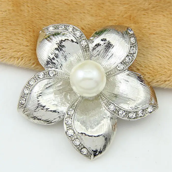 OneckOha Fashion Simulated Pearl Brooch Pin Leaf Brooch Pin Garment