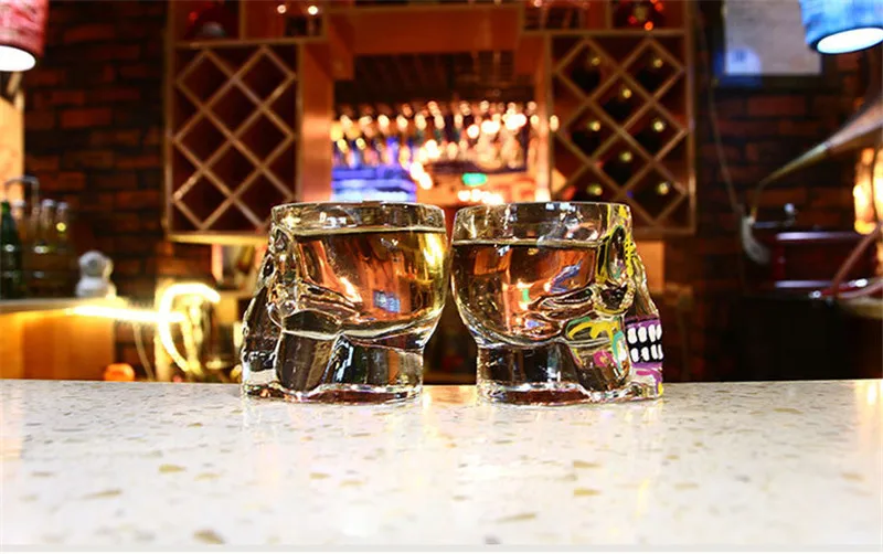 Personality  Hand Painted 70ml Colorful Skull Glass Transparent Crystal Skull Head Shot Mug Whiskey Wine Vodka Beer Mug 2