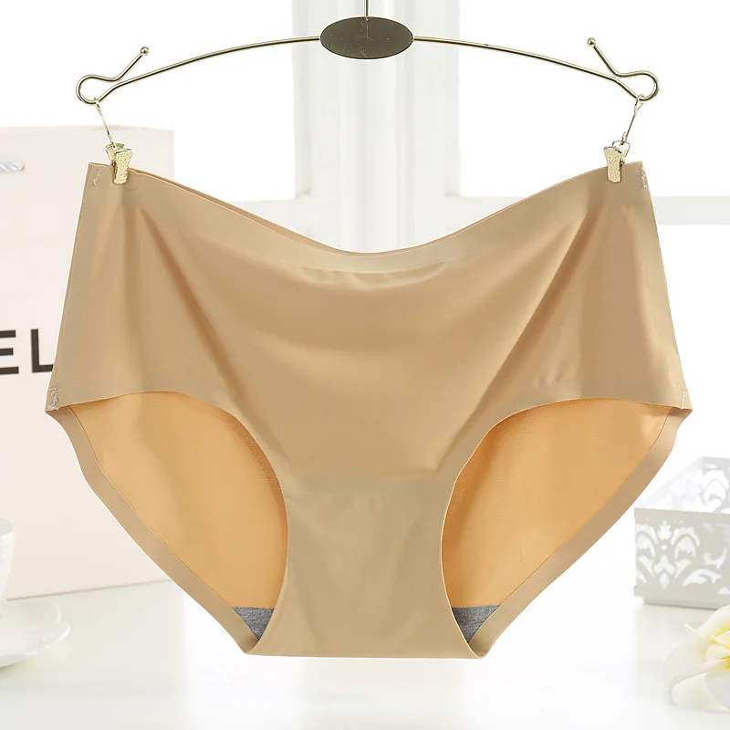 2993116593_851844468