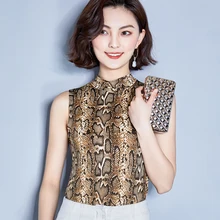 AOSSVIAO Mock Neck Snake Print Casual Tee Women Stand Collar Sleeveless Slim shirt 2019 Summer New Female Sexy Top Tee Leopard newspaper print stand collar tee