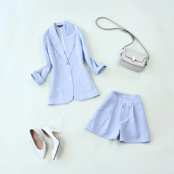 

Set female 2019 spring and summer new large size striped seven-point sleeve small suit wide leg shorts thin two-piece women's