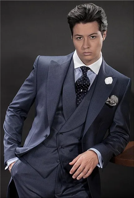 New-Navy-Blue-Italian-Men-Suit-3-piece-Double-Breasted-Formal-Skinny-Personalized-Prom-Blazer-Masculino.jpg_640x640