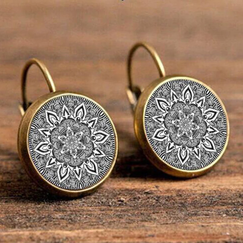 

SUTEYI Charm Mandala Glass Earrings On Bronze Earring Om Symbol Buddhism Zen Henna Yoga Earring Jewelry For Women