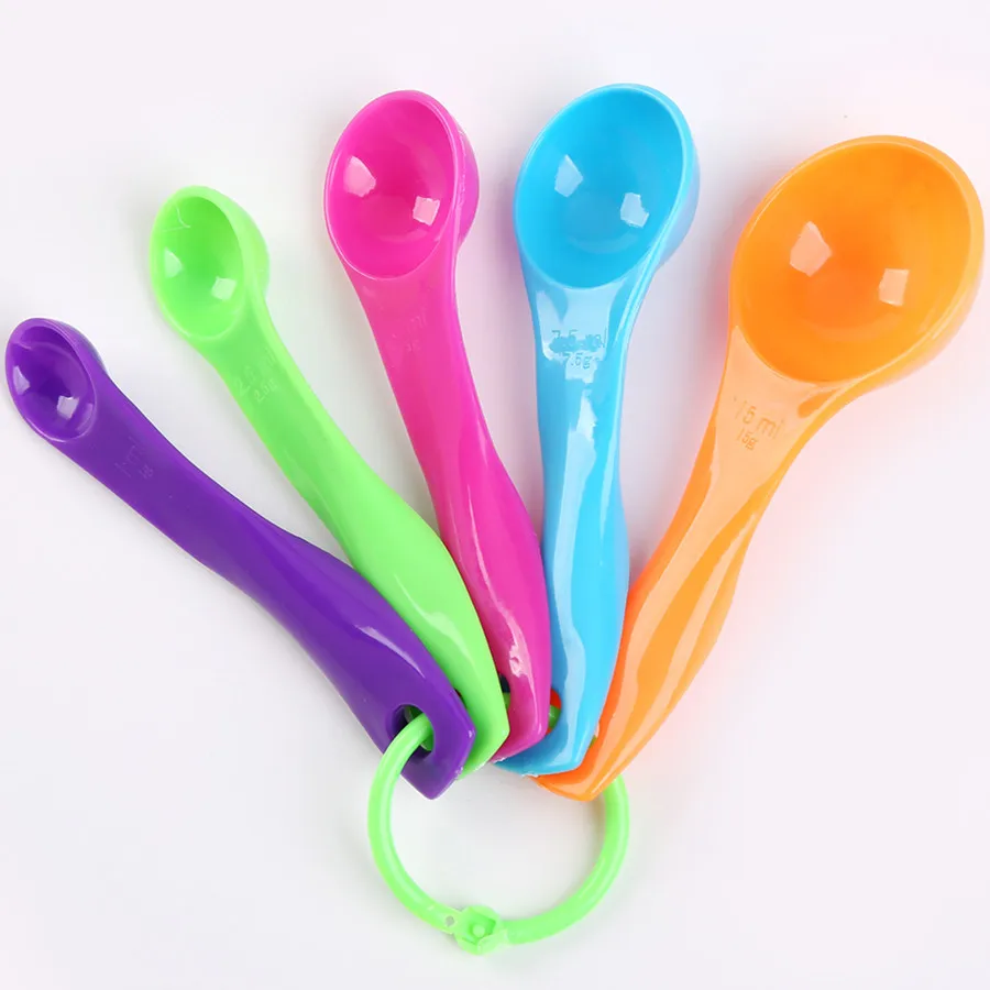 5pcs Plastic Measuring Spoons Set Kitchen Utensil Cooking Measure Baking I7S9
