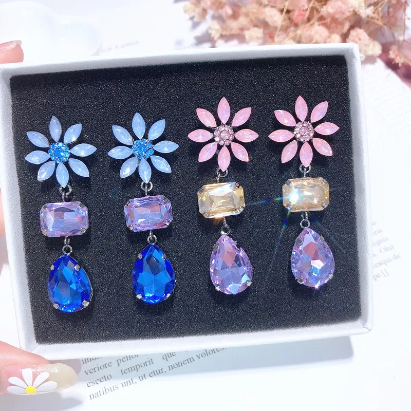 

Pink Blue Crystal Earrings For Women 2018 Brinco Female Candy flower Earrings Statement Jewelry Christmas Party Drop Shipping