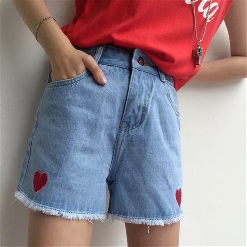 heart booty shorts