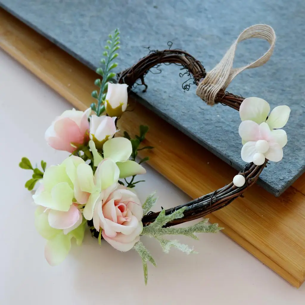 Heart Rattan Artificial Rose Flower Blossom Wreath Garland Chair Door Wall Decor