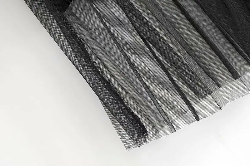 10830831858_1855766486