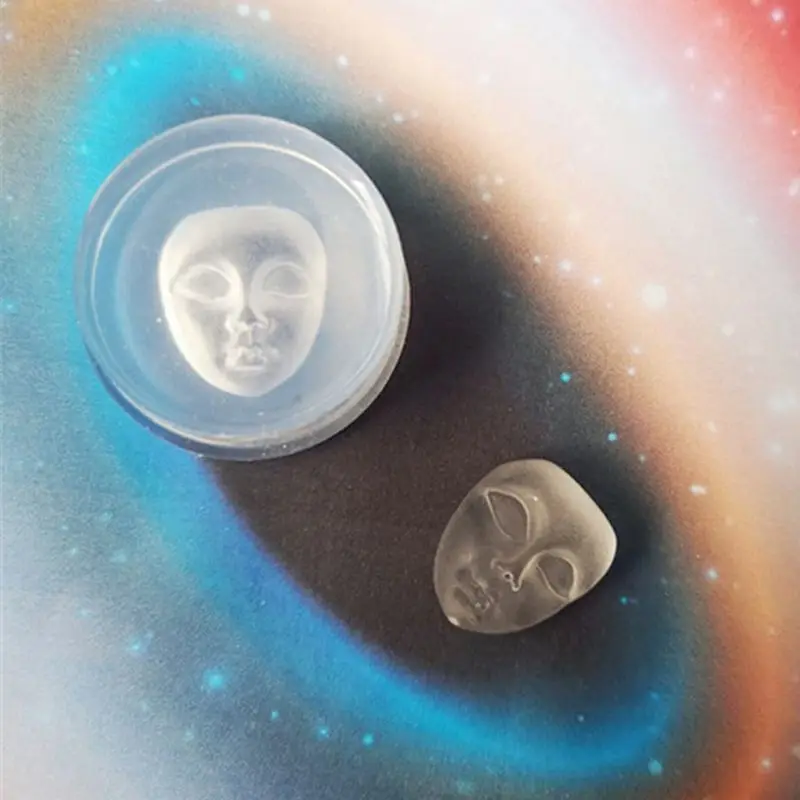 

Human Face Pendant Silicone Resin Mold Soap Wax Candle Mold Jewelry Making Tools