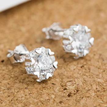 

Wholesale Earrings Stud Snowflake Jewelry Sterling Silver Zircon Fashion Earrings Engagement Stud Women 18K White Gold Plated