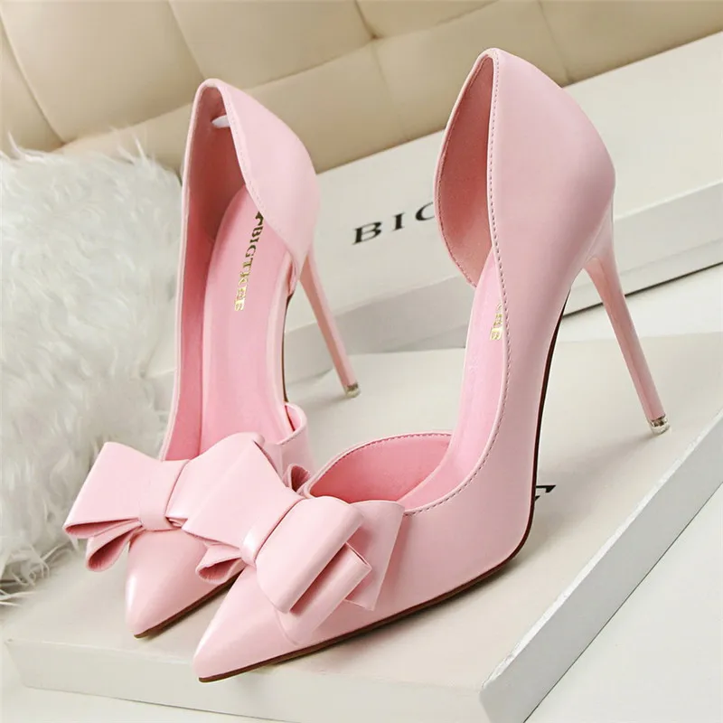 2019 Fashion Delicate Sweet Bowknot High Heel Shoes Side Hollow Pointed Women Pumps Pointed Toe 10.5CM thin Dress Shoes