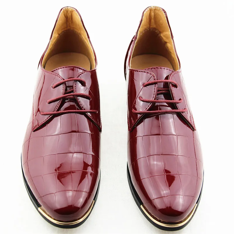 Movechain мужские модные модельные туфли на шнуровке из лакированной кожи мужские деловые офисные оксфорды мужские Повседневные Вечерние туфли на плоской подошве с заклепками
