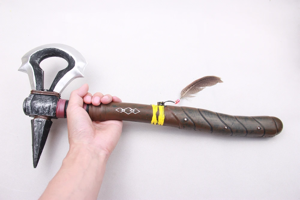 Goede Cosplay Speelgoed Assassins Connors Ken Manier Desmond Lucy Deluxe PU Bijl Bijl Speelgoed Zwaarden Grote PVC Atie Figuur Speelgoed Gift voor Kids