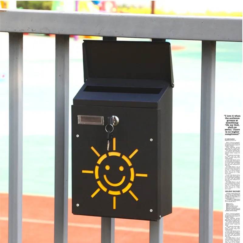 

Iron Lockable Smile Sunshine Mailbox Garden Cartoon Hanging Post Mail Box Lockable with Key Letter Box