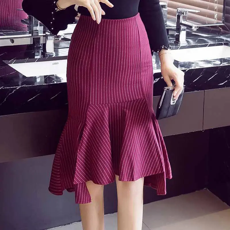 

2019 New Striped Ruffles Hem Fashion Women's Skirt High Elastic Waist Slim Sexy Mermaid Skirt Office Lady Midi Pencil Skirt 5XL