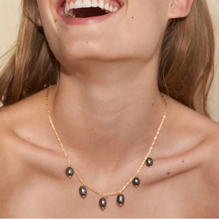 big_black_pearl_necklace_1_2048x2048
