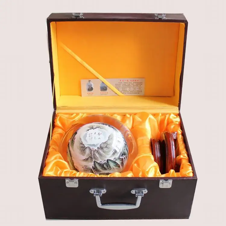 Ingenuity alone rhyme painted leather box crystal ball can only be installed to enhance the grade |
