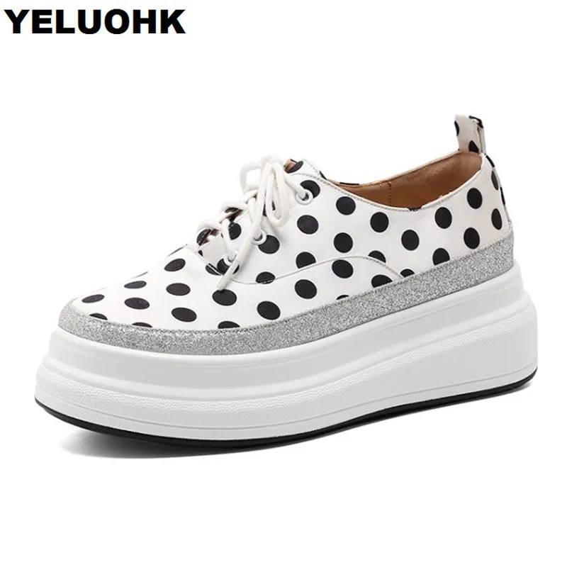 

Autumn Polka Dot Platform Shoes Woman Lace Up Glitter Casual Shoes Women Flat Comfortable Creepers Ladies Shoes High Quality