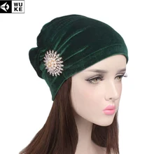 WUKE осенние бархатные Skullies шапочки для Для женщин Стильный теплый Для женщин шапки модные Шапки для дамские шапочки Повседневное Твердые крышки