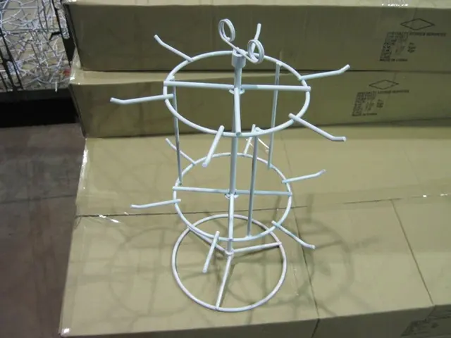 2 Tier Countertop Wire Spinner Display Rack With Sign Holder 2 Tier Countertop Wire Spinner Display Rack With Sign Holder Rotating Stand Factory Price