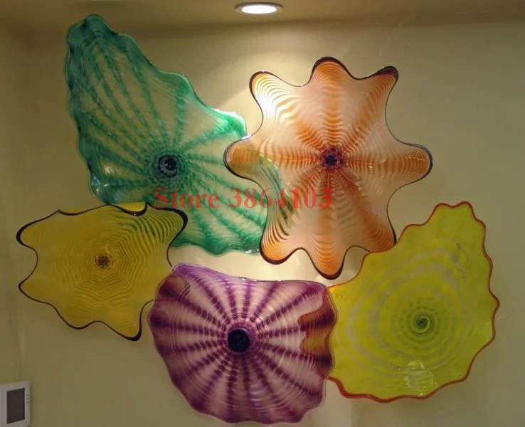 

Multi Colored Hotel Lobby Gallary Hand Blown Glass Hanging Plates Wall Art