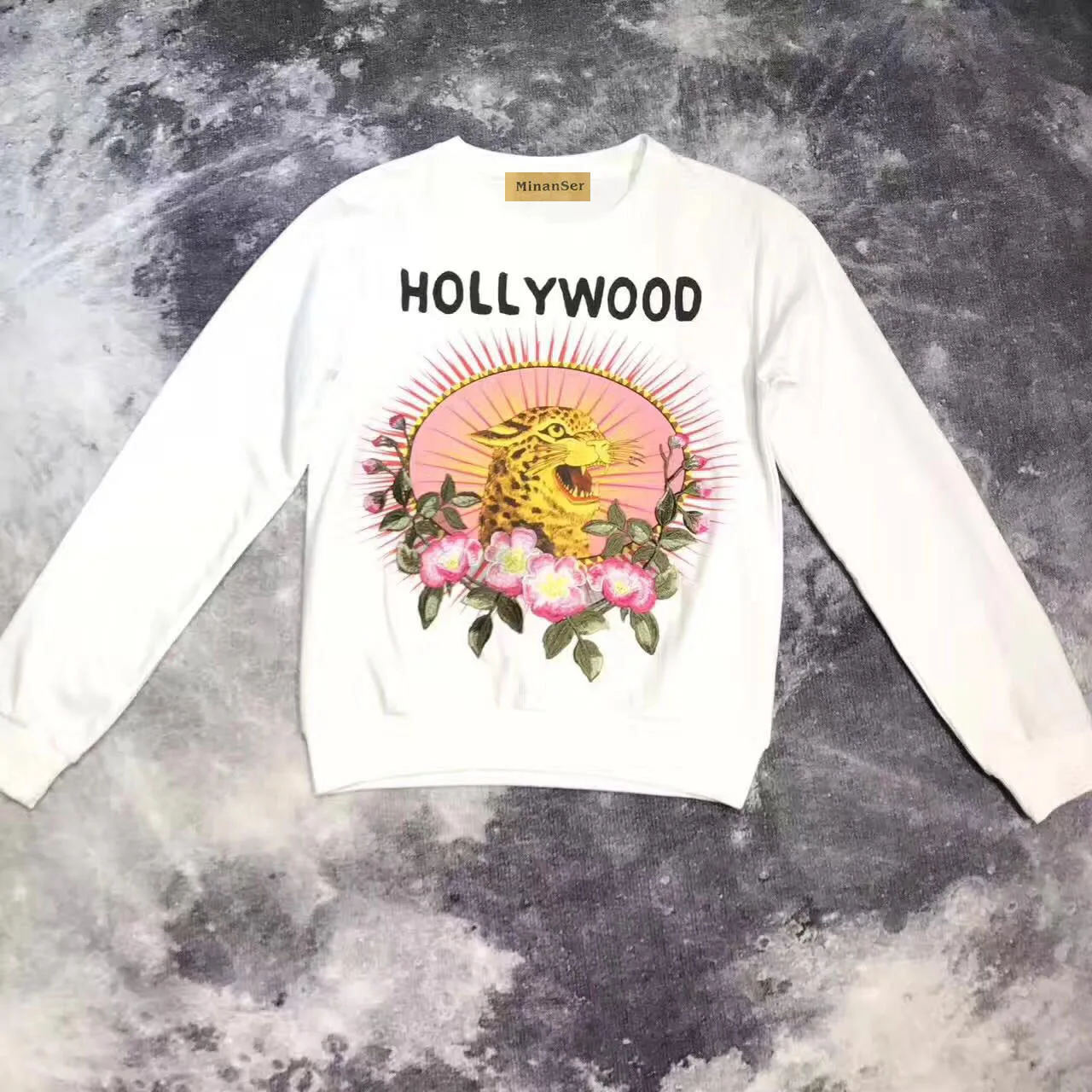 

2018 women's autumn new long-sleeved high-quality embroidery printing letters o-neck cotton fashion sweatshirt pullover