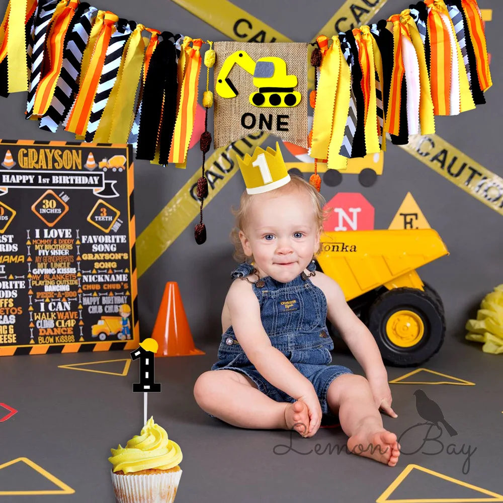 

2019 kawaii truck pattern burlap banner/flag for baby boy birthday party decor party supplies tablewares one year penant decor