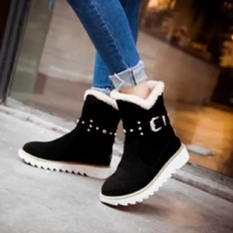 

2018 Korean Edition school thicker winter boots thick bottom belt buckle snow boots small code 33 big code 40-43 short boots