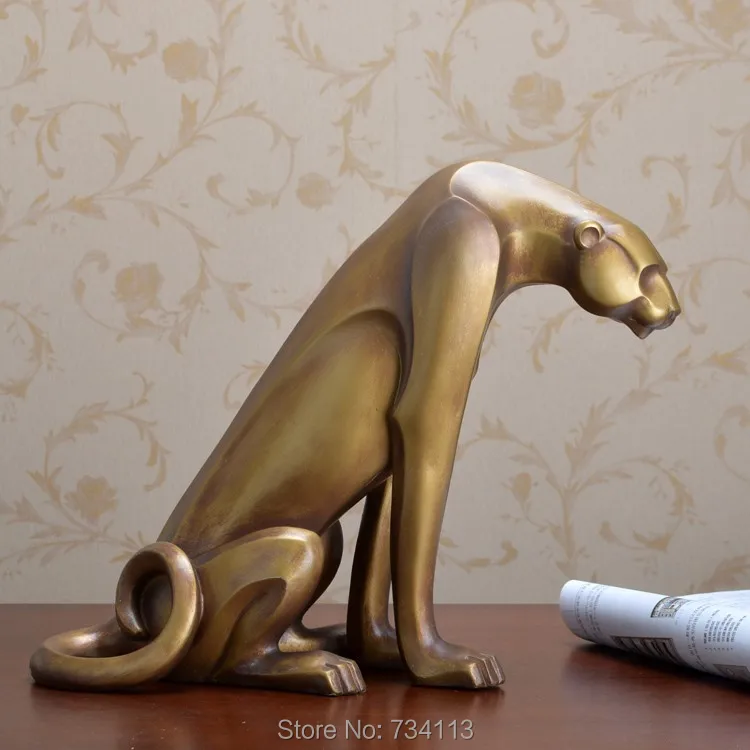 

Abstractive Cheetah Sculpture Resin Leopard Statue Animal Art and Craft Adornment Accessories for Home and Office Decoration