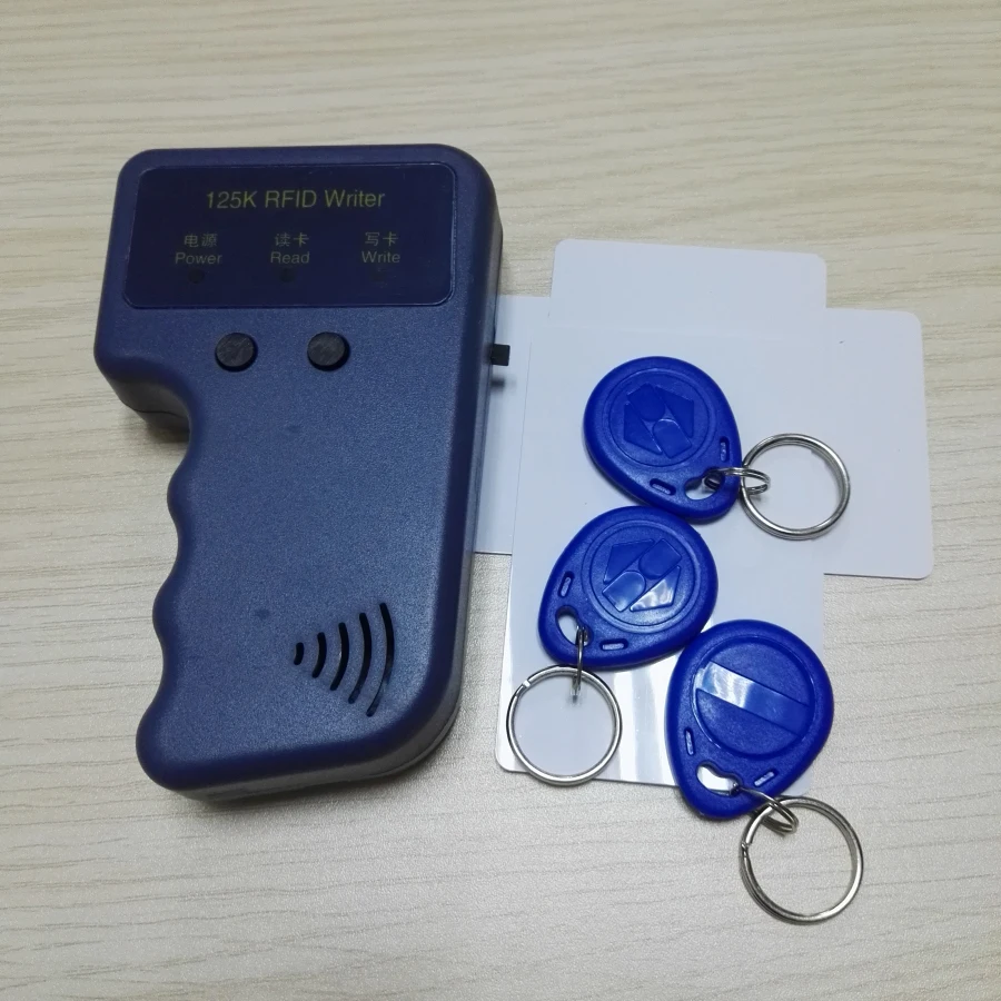 

3pcs EM4305 Cards & 3pcs Keychain Access Parking Member ID EM Card Copy Duplicators Enhanced Sensor Card Copier