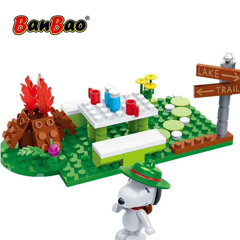 

BanBao 7516 Hot IP Snoopy Peanuts Camp Fire Plastic Building Blocks Toys For Children Educational Model DIY Bricks for Kids Gift
