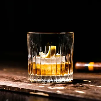

Japanese striped whiskey glass Bar special classical cocktail glass Vintage spirit wine glass Cups 360ml