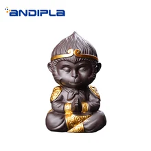 В китайском стиле керамический фиолетовая глина ОБЕЗЬЯНА чай Pet ручной работы Qi Тянь да Шэн Укун украшения дома чай церемонии интимные аксессуары Подарки