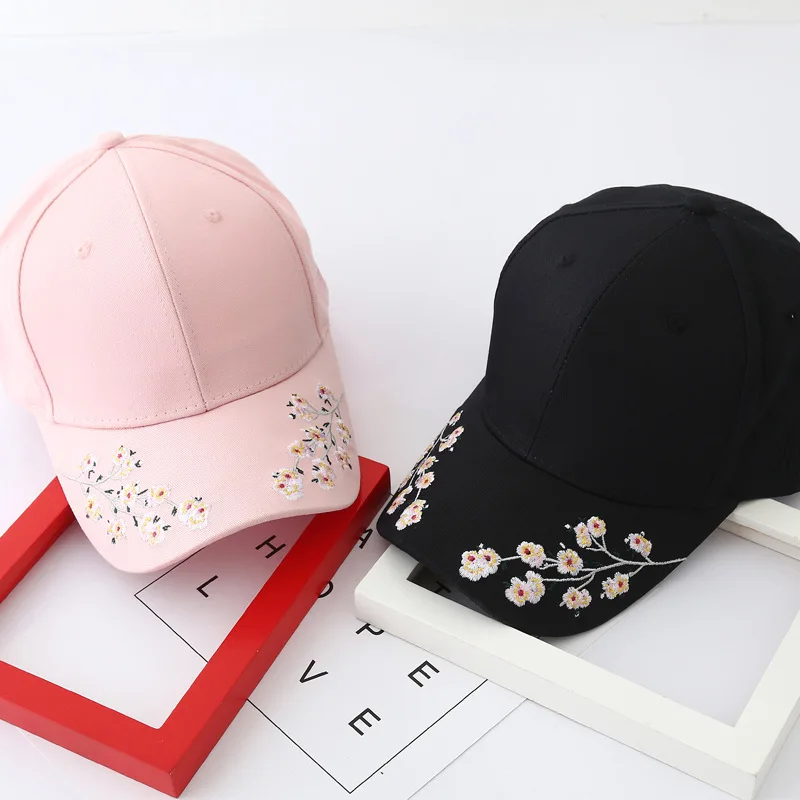 Prix pour Femme coréenne casquette de baseball harajuku chapeaux d'été rose Papa Chapeau blanc polo casquettes 2017 fleur casquettes de baseball chapeaux pour femmes style Prix pour Femme coréenne casquette de baseball harajuku chapeaux d'été rose Papa Chapeau blanc polo casquettes 2017 fleur casquettes de baseball chapeaux pour femmes style